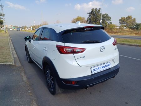 2017-Mazda-CX-3-20-INDIVIDUAL_4