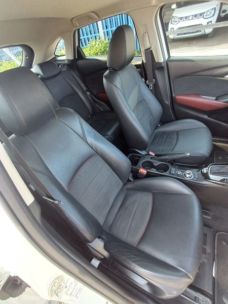 2017-Mazda-CX-3-20-INDIVIDUAL_8