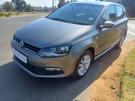 2023-Volkswagen-Polo-Vivo-16-AUTO_0