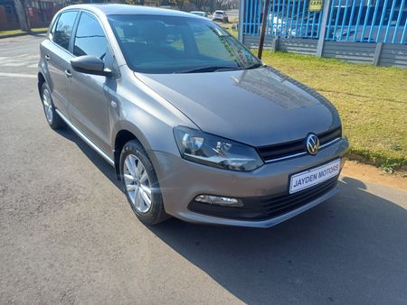 2023-Volkswagen-Polo-Vivo-16-AUTO_2
