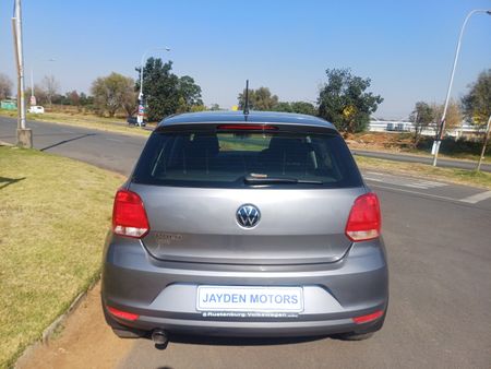 2023-Volkswagen-Polo-Vivo-16-AUTO_3