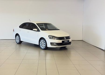 2017-Volkswagen-Polo-GP-16-Comfortline_0