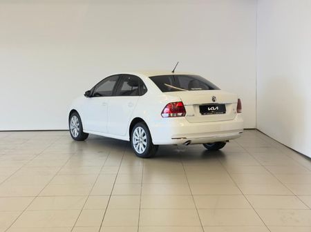 2017-Volkswagen-Polo-GP-16-Comfortline_6