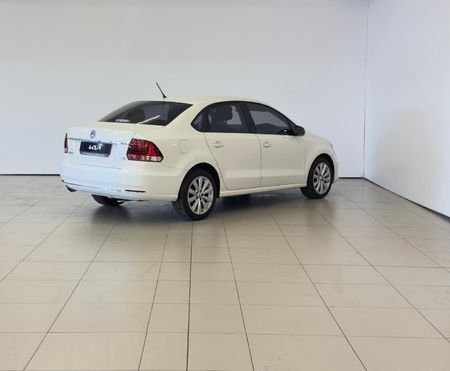 2017-Volkswagen-Polo-GP-16-Comfortline_8