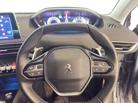 2024-Peugeot-3008-16T-Allure-Auto_15