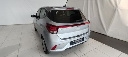 2025-Hyundai-Grand-i10-10-Motion_6