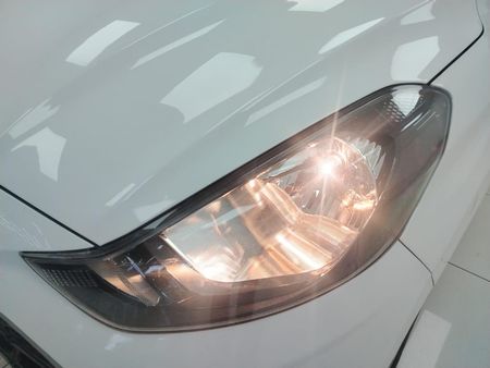 2023-Hyundai-Grand-i10-10-Motion_4