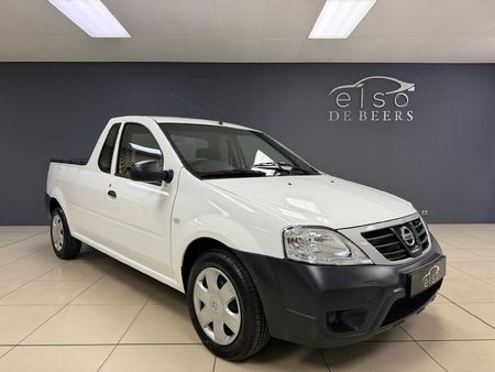 2023-Nissan-NP200-16-AC-Safety-Pack_0