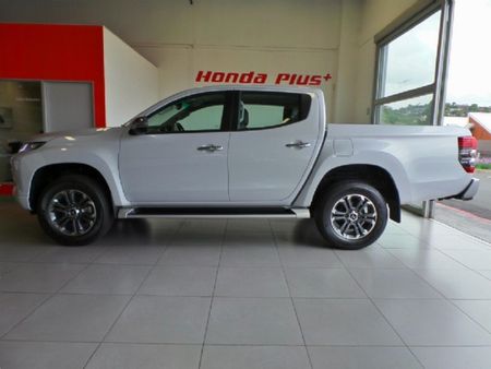 2021-Mitsubishi-Triton-24-Di-Dc-Auto-Double-Cab_6