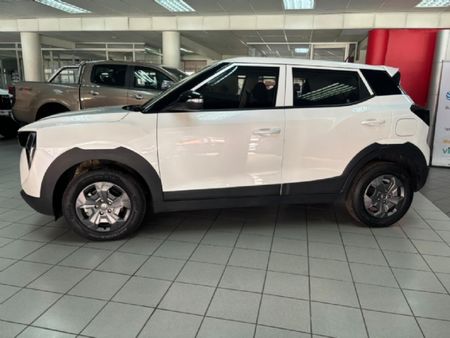 2026-Mahindra-XUV-3XO-12T-MX2_2