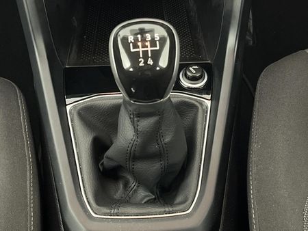 2024-Volkswagen-T-Cross-10-TSI-Comfortline_10