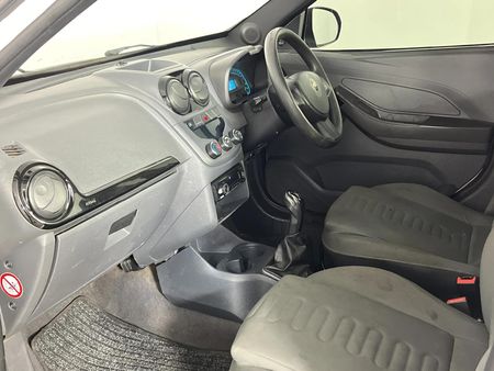 2013-Chevrolet-Utility-14-AC_6