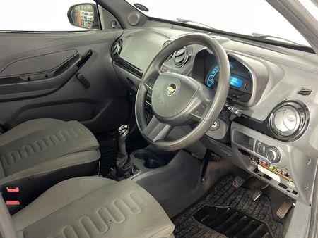 2013-Chevrolet-Utility-14-AC_7
