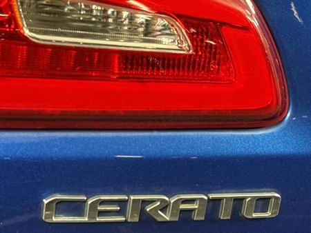 2016-Kia-Cerato-Koup-16T-GDi_10