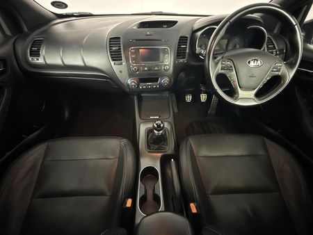 2016-Kia-Cerato-Koup-16T-GDi_1