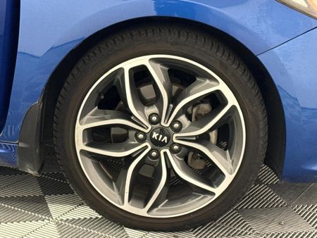 2016-Kia-Cerato-Koup-16T-GDi_4