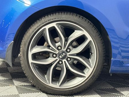 2016-Kia-Cerato-Koup-16T-GDi_6