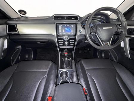 2018-Haval-H2-15T-Luxury_1
