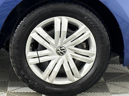 2024-Volkswagen-Polo-Vivo-14-Trendline-5-dr_5