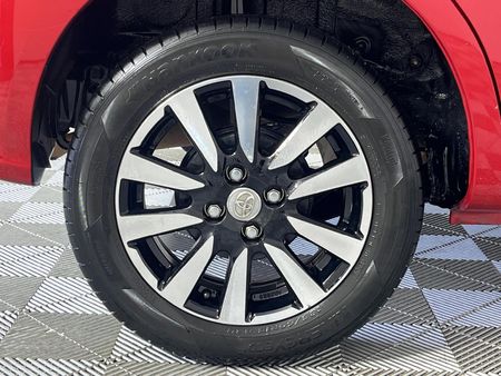 2020-Toyota-Etios-15-Sport-LTD-Edition-5-dr_7