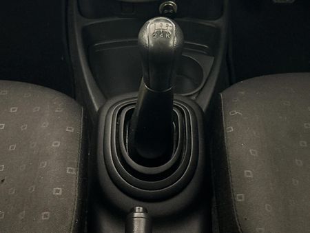 2007-Toyota-Yaris-T1-5-dr_10