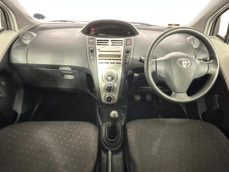2007-Toyota-Yaris-T1-5-dr_1