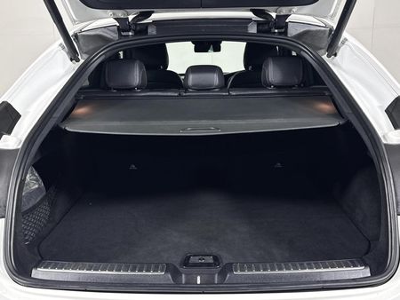2022-Mercedes-Benz-GLC-Coupe-300d-4Matic_16