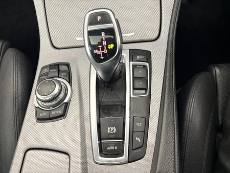 2011-BMW-5-Series-535i-Individual-Auto_10