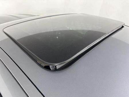2011-BMW-5-Series-535i-Individual-Auto_14