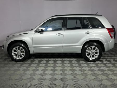 2016-Suzuki-Grand-Vitara-24-Dune_18