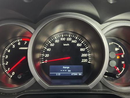 2016-Suzuki-Grand-Vitara-24-Dune_2