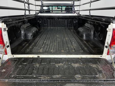 2018-Toyota-Hilux-24-GD-6-SRX-4x4-Single-Cab_8