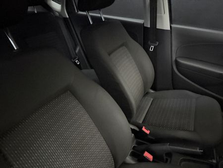 2019-Volkswagen-Polo-Vivo-14-Trendline-5-dr_10