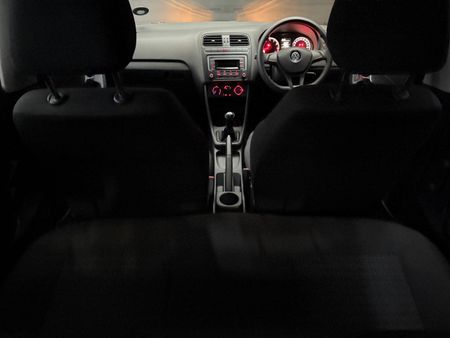 2019-Volkswagen-Polo-Vivo-14-Trendline-5-dr_20