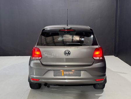 2019-Volkswagen-Polo-Vivo-14-Trendline-5-dr_4