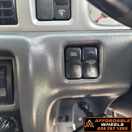 2005-Mazda-B-Series-B2500-TD-SLE-Drifter-Double-Cab_8