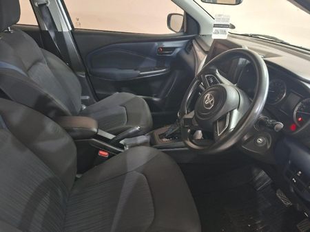 2022-Toyota-Starlet-15-XS-Auto_2