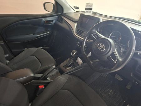 2022-Toyota-Starlet-15-XS-Auto_5