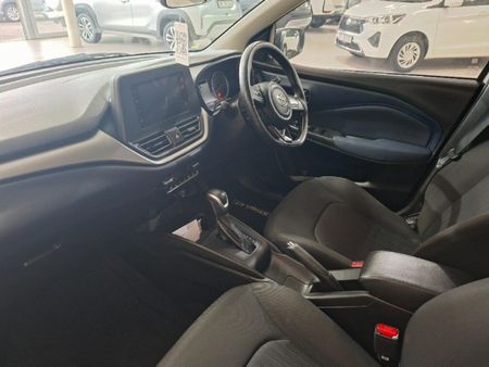 2022-Toyota-Starlet-15-XS-Auto_8