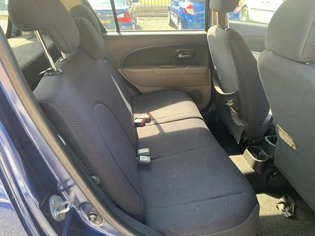 2007-Daihatsu-Sirion-13-Sport_15