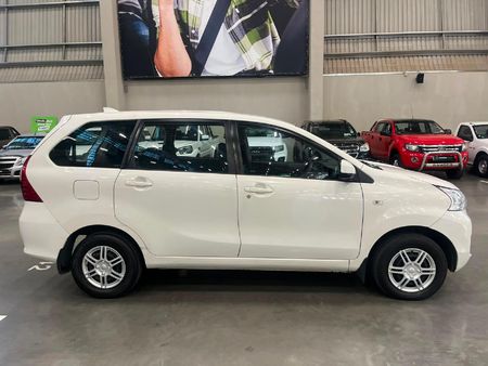 2021-Toyota-Avanza-15-SX_1