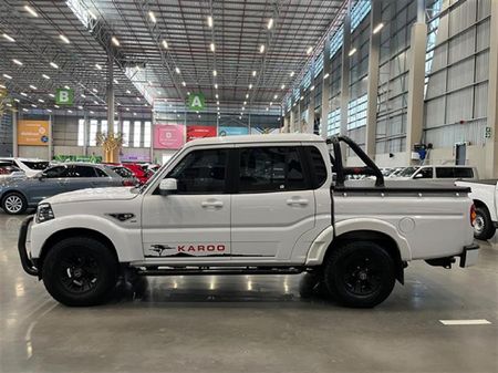 2025-Mahindra-Pik-Up-22-mHawk-S6-Karoo-Auto-Double-Cab_5