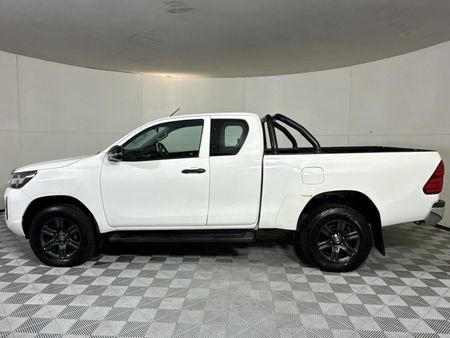 2020-Toyota-Hilux-24-GD-6-Raised-Body-Raider-Extended-Cab_13