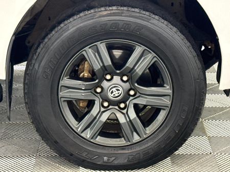 2020-Toyota-Hilux-24-GD-6-Raised-Body-Raider-Extended-Cab_2