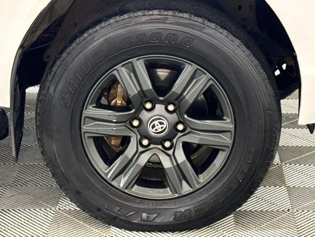 2020-Toyota-Hilux-24-GD-6-Raised-Body-Raider-Extended-Cab_3