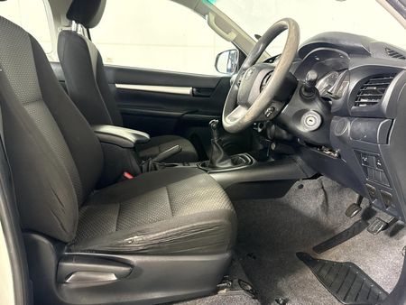 2020-Toyota-Hilux-24-GD-6-Raised-Body-Raider-Extended-Cab_7