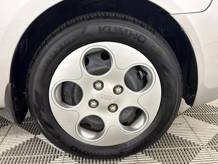 2011-Kia-Picanto-11-Striker_4