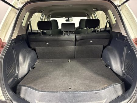 2015-Toyota-RAV4-20-GX-Auto_14