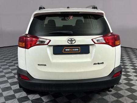 2015-Toyota-RAV4-20-GX-Auto_18