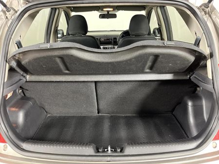 2016-Kia-Picanto-10_12